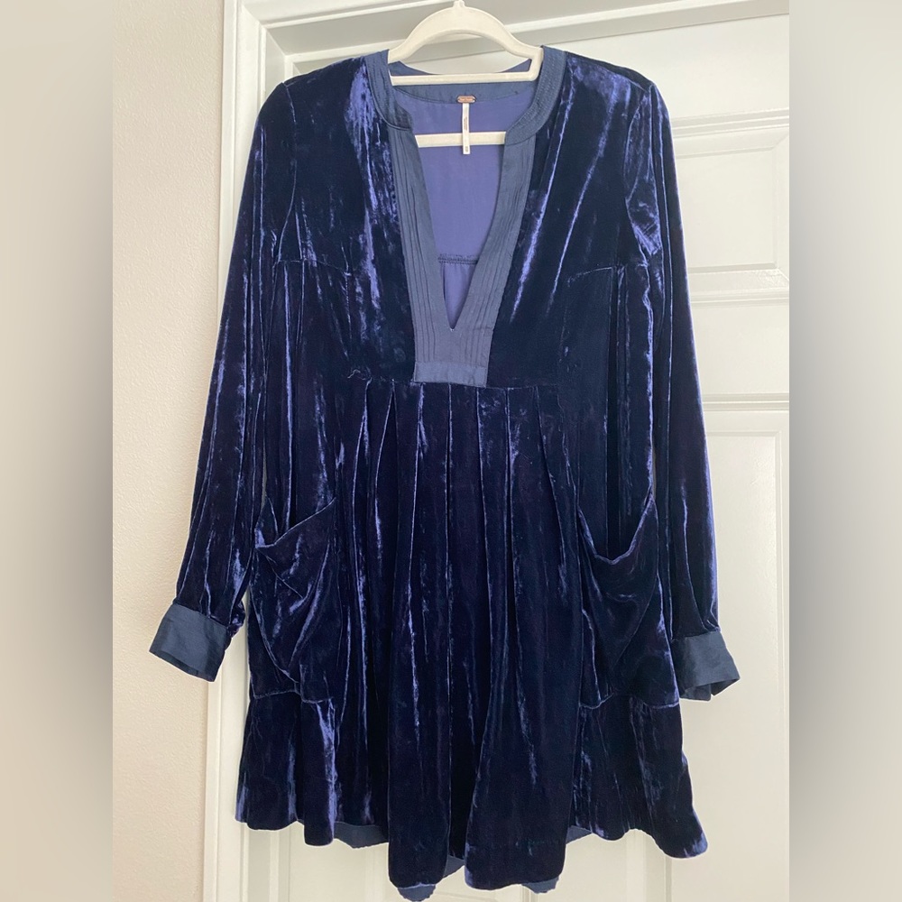 Free People Long Sleeve Velvet tunic Dress | XS